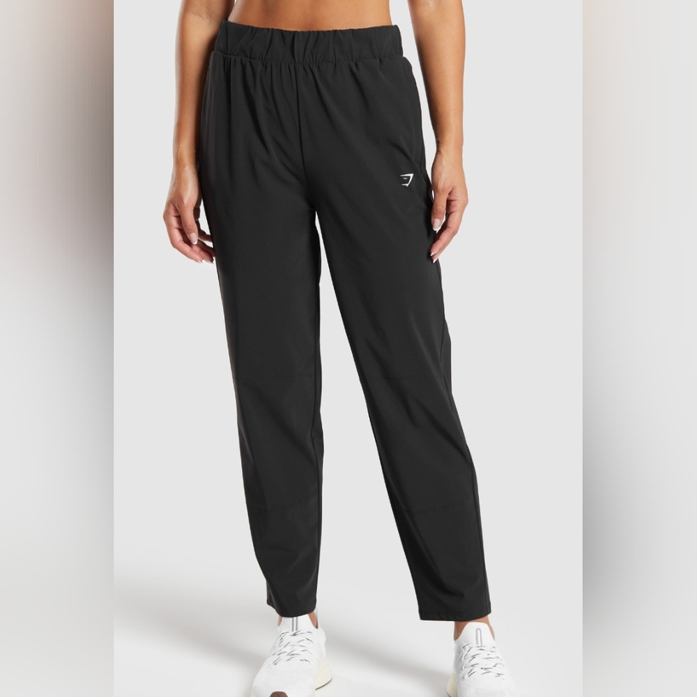 Gymshark Tapered Woven Pants
